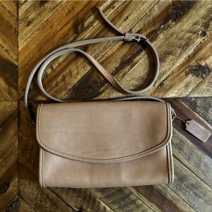 Coach 9945 Vintage “Sterling” Clutch Crossbody Bag
